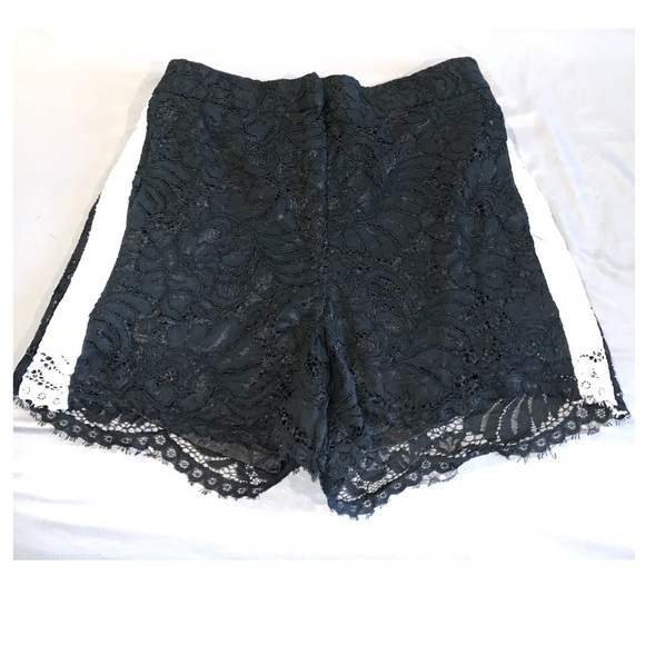 Elli White Pants - Elli White Lace Women's Shorts Black with white stripes high rise Size Small
